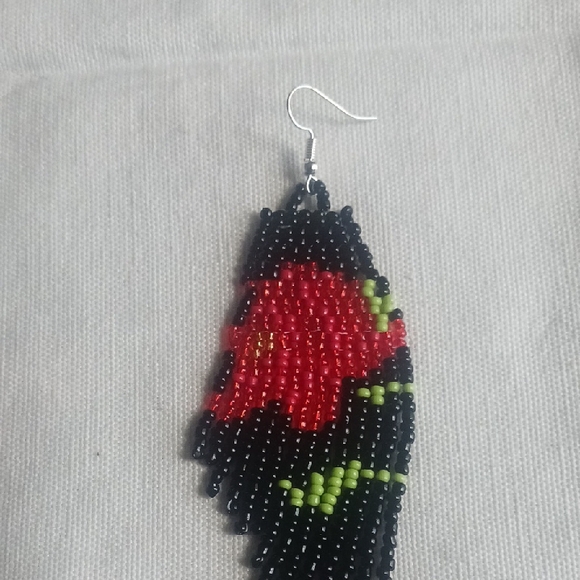 Handcrafted Beaded Earrings - Red and Black - Picture 3 of 5